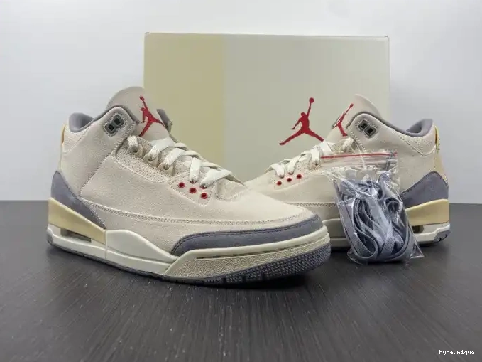 HYPE Jordan DH7139-100 Retro Muslin 3 Air 0521